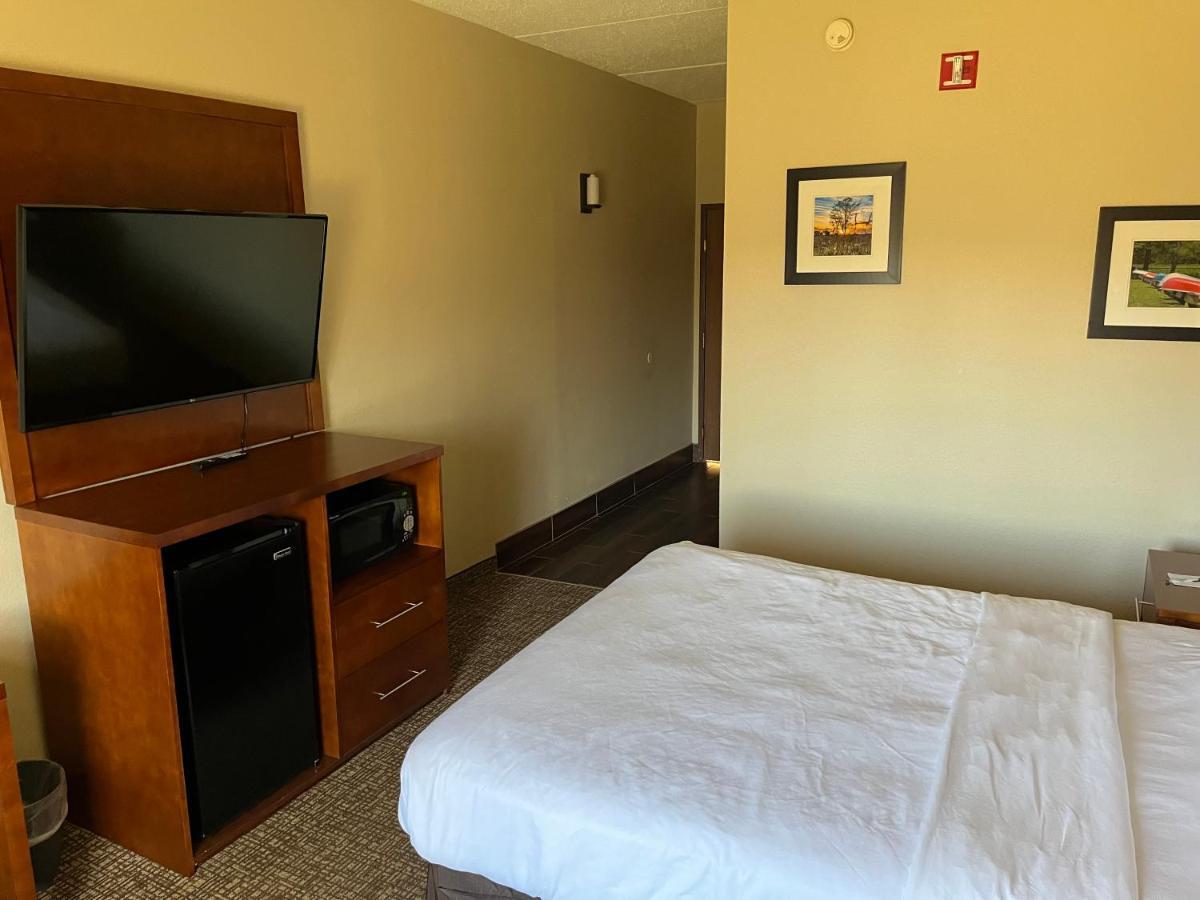 Wingate By Wyndham Clearfield Hotel Exterior foto